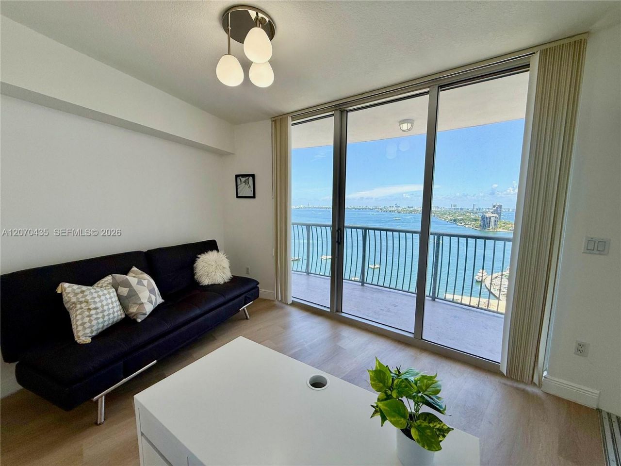1750 N Bayshore Dr , Unit 2202, Miami, FL 33132 Photo