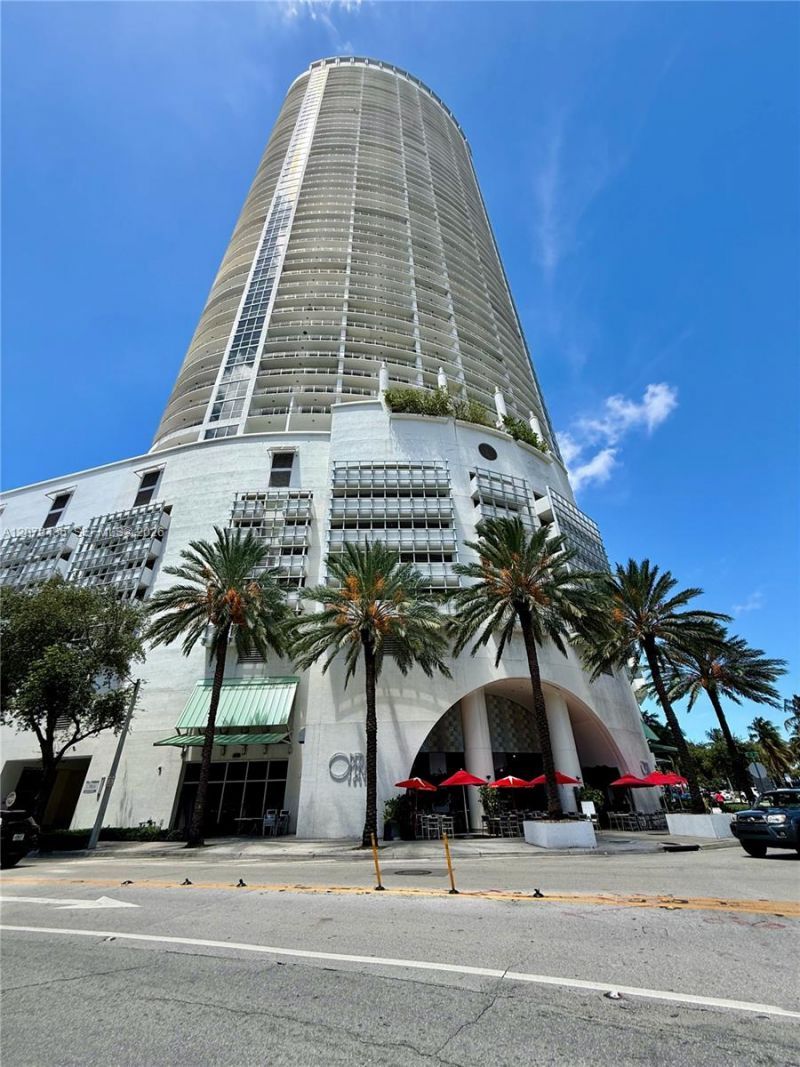 1750 N Bayshore Dr , Unit 2202, Miami, FL 33132 Photo