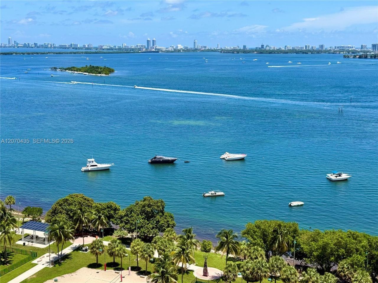 1750 N Bayshore Dr , Unit 2202, Miami, FL 33132 Photo