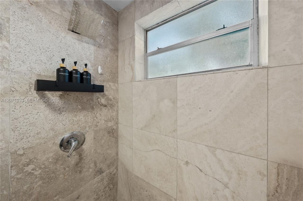 1685 Jefferson Ave, Unit 6, Miami Beach, FL 33139 Photo