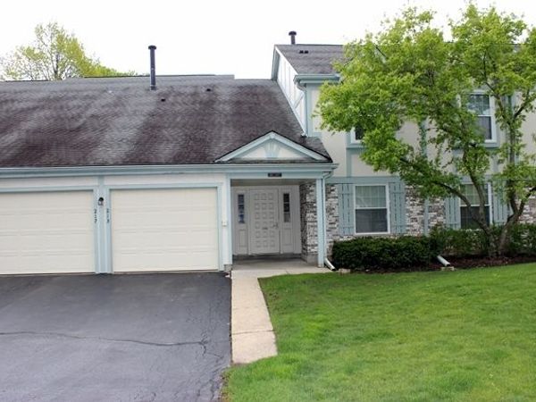 211 Blossom Court , Unit 211, Buffalo Grove, IL 60089