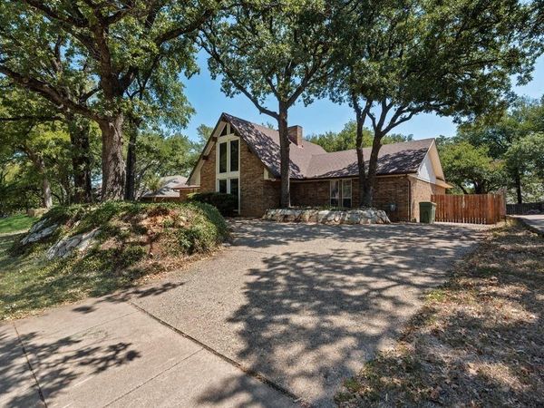 2119 Wilson Drive, Arlington, TX 76011
