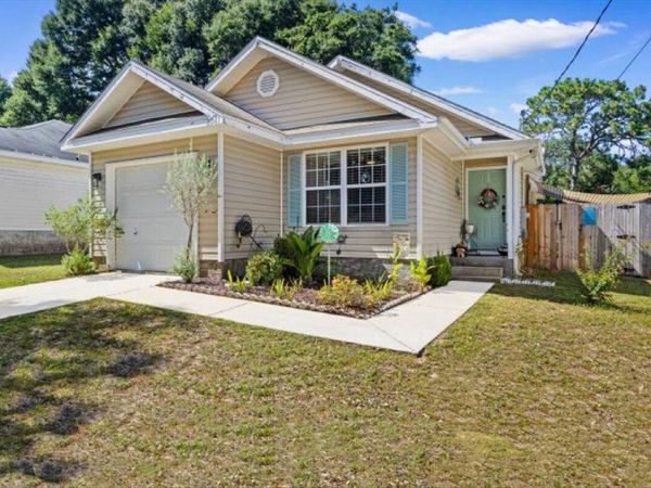 2941 Mccarty Avenue, Crestview, FL 32539