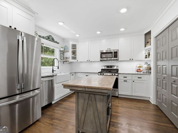 2344 Old Spring Road SE, Smyrna, GA 30080