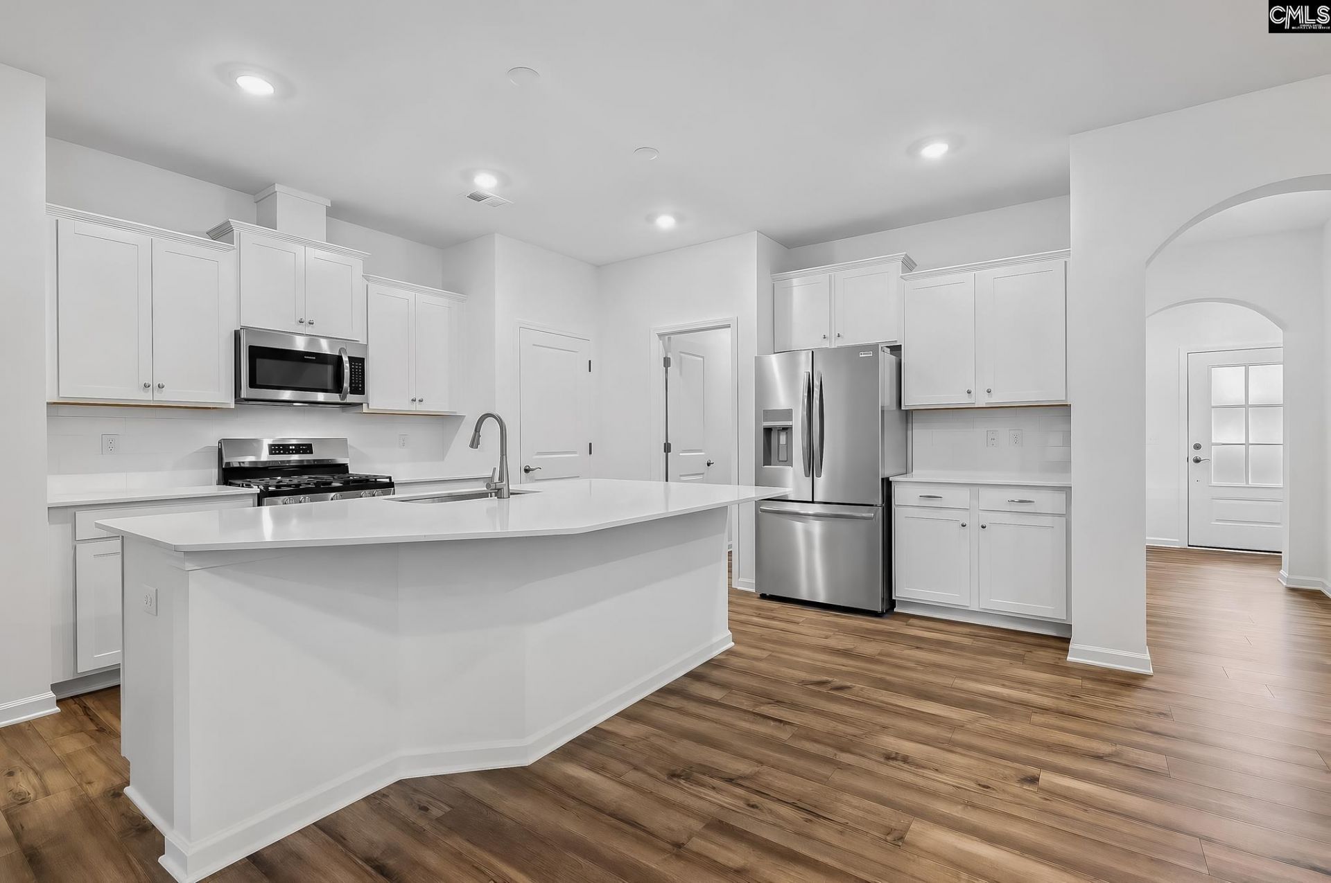270 Foxglade Drive Photo 13