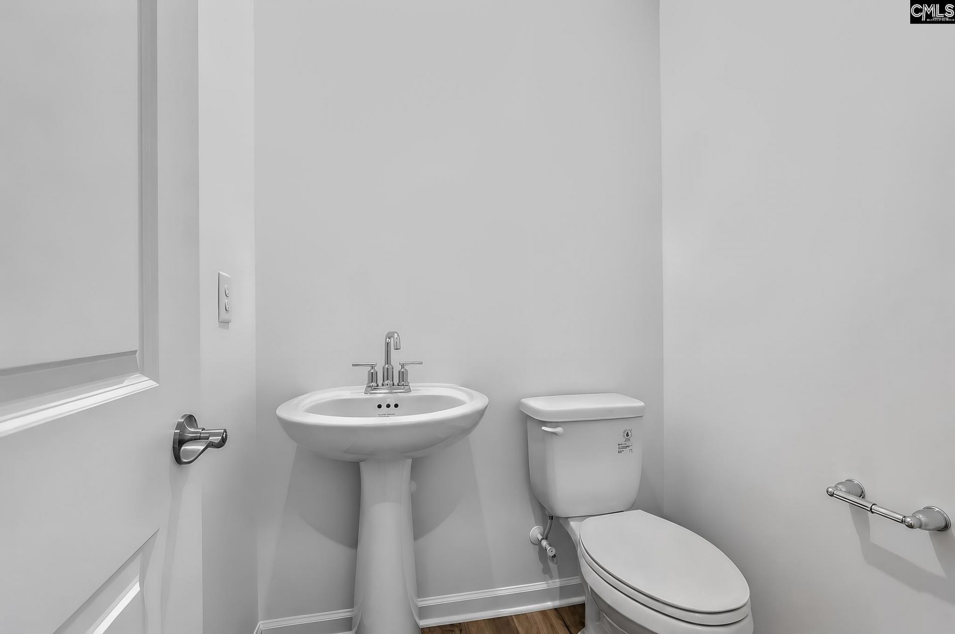 270 Foxglade Drive Photo 19