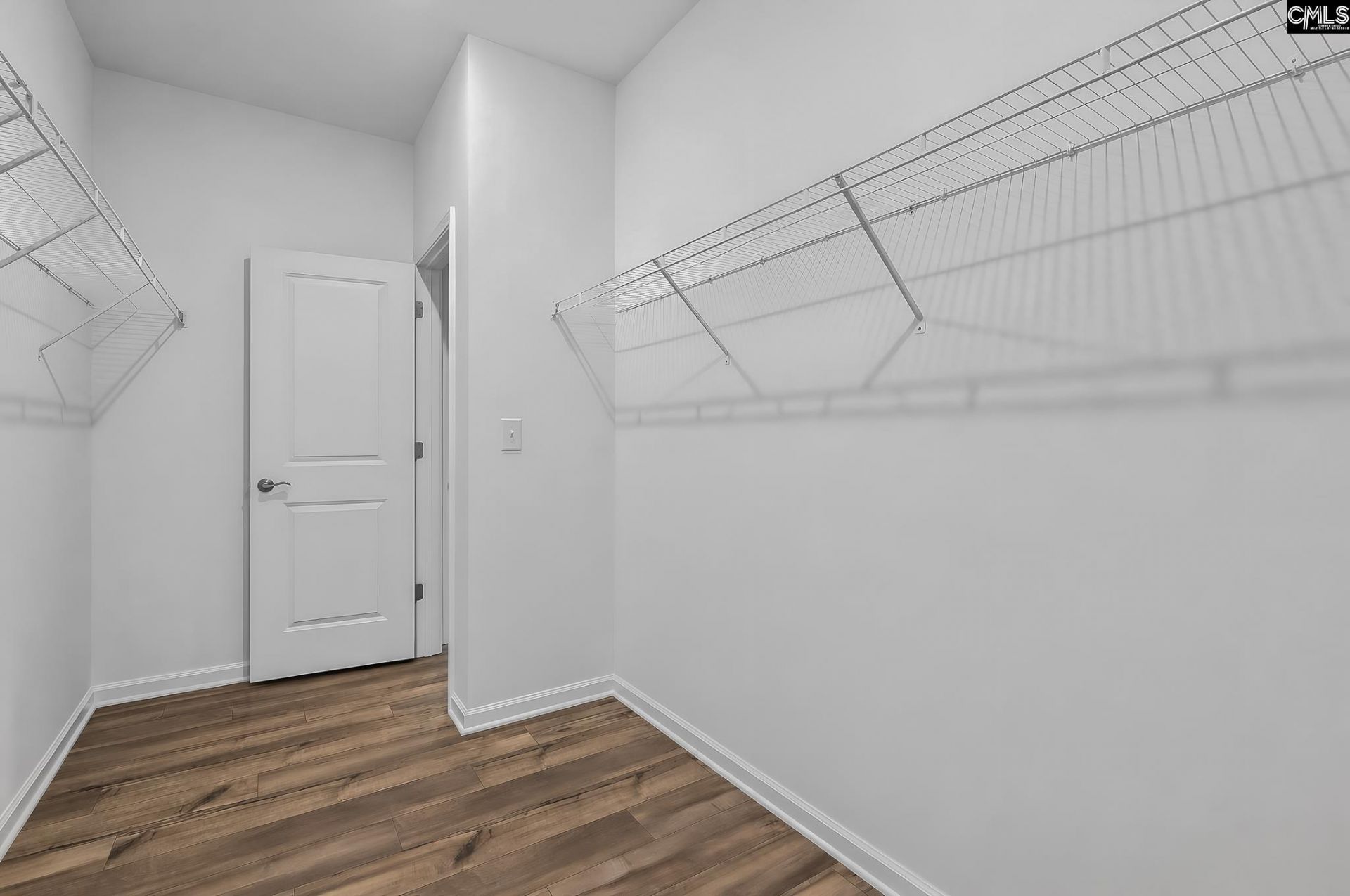270 Foxglade Drive Photo 23