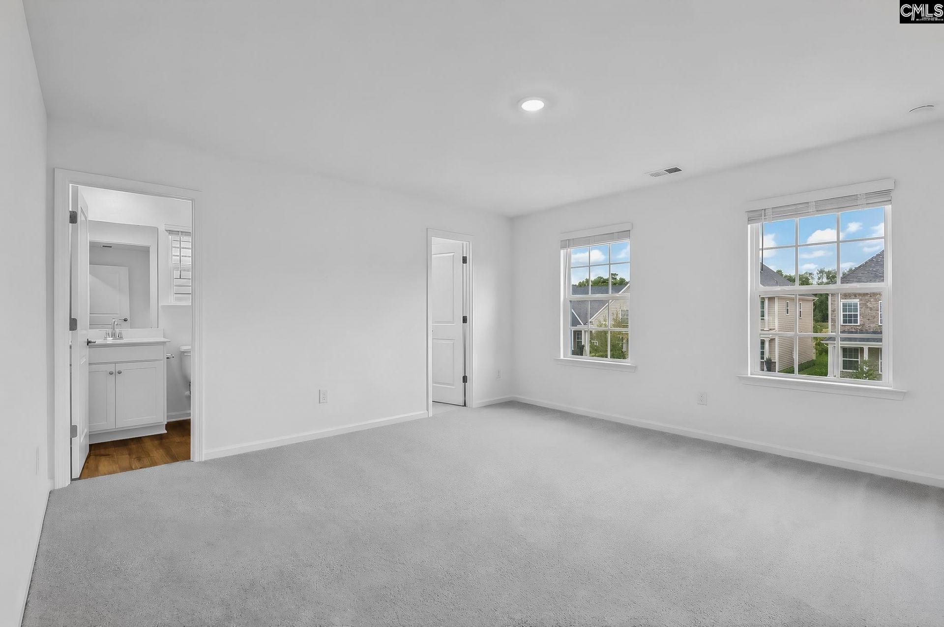270 Foxglade Drive Photo 25