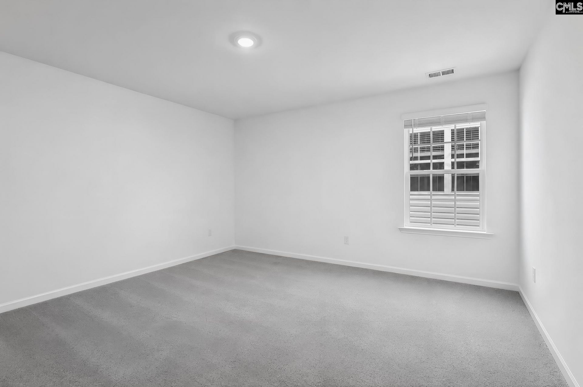 270 Foxglade Drive Photo 27
