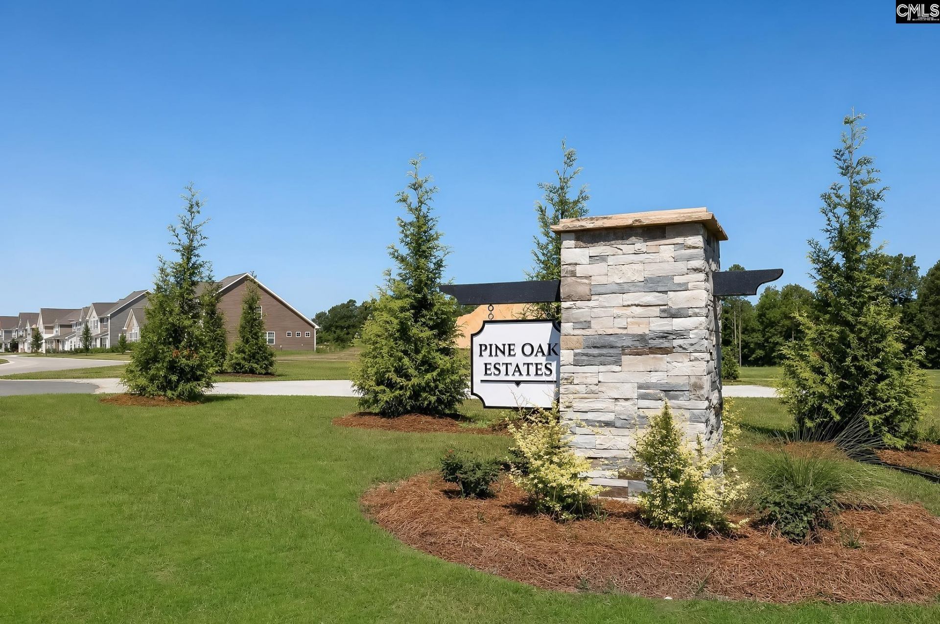 270 Foxglade Drive Photo 4