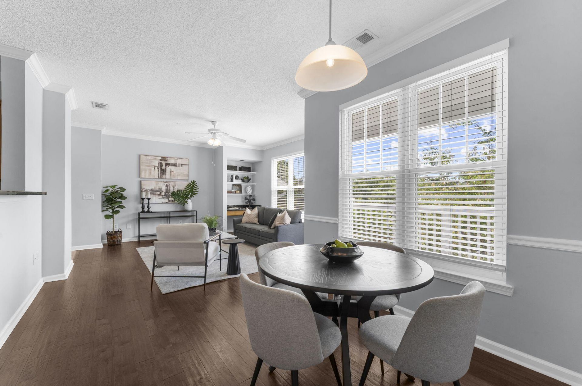45 Sycamore Avenue Photo 17
