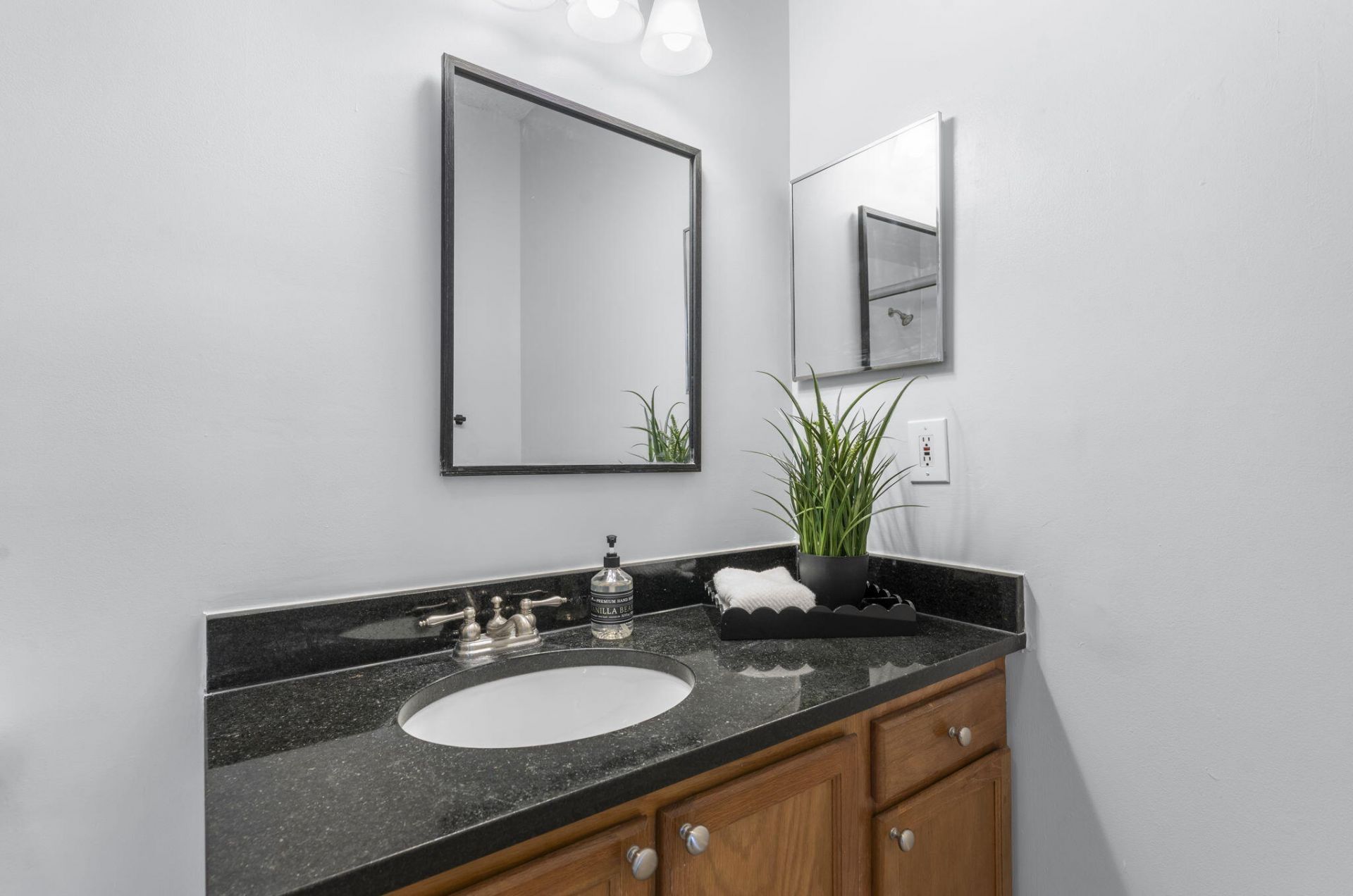 45 Sycamore Avenue Photo 24