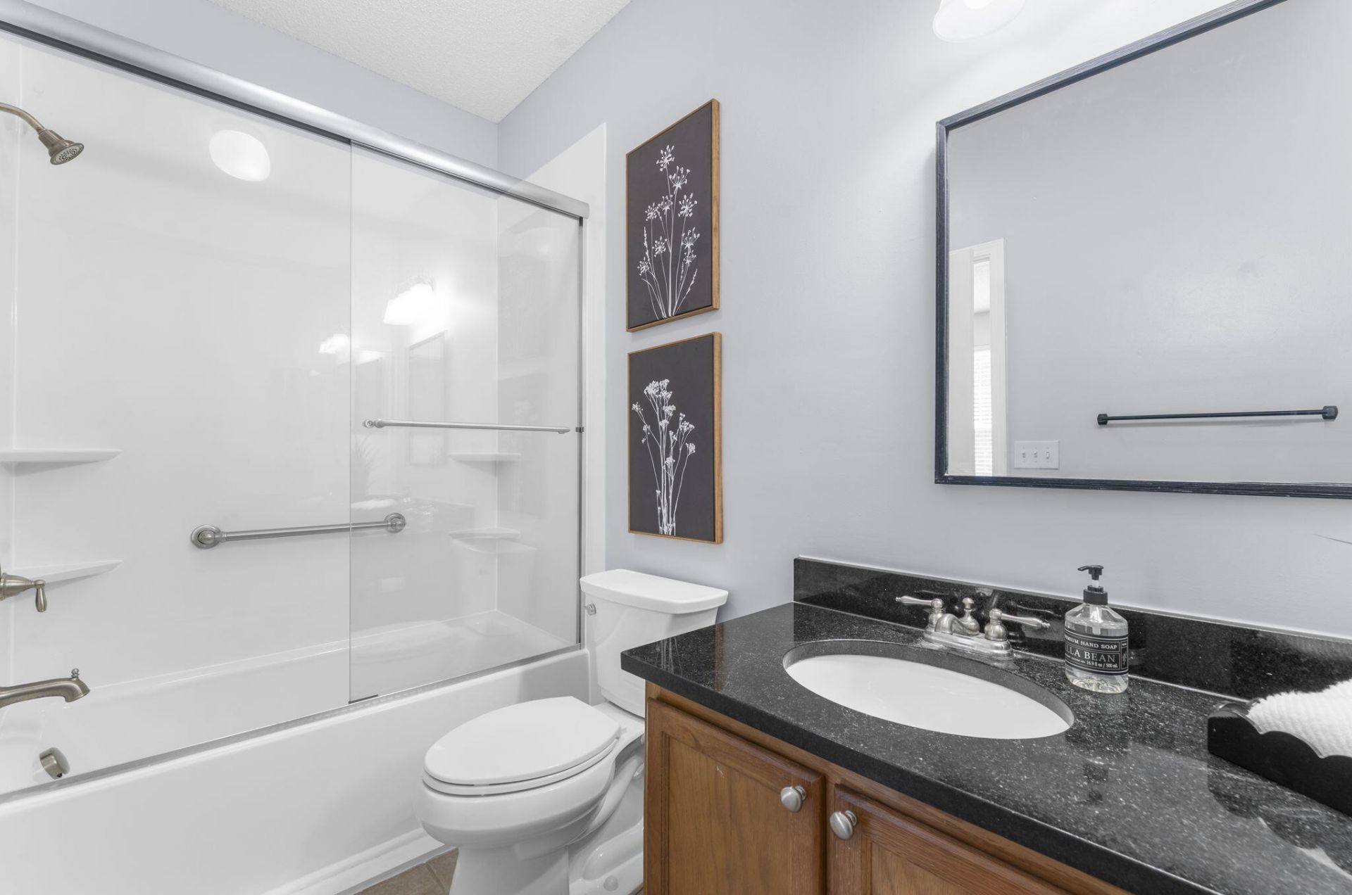 45 Sycamore Avenue Photo 25