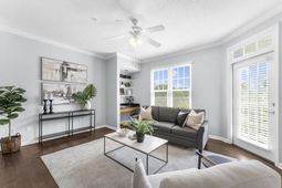 45 Sycamore Avenue photo 4