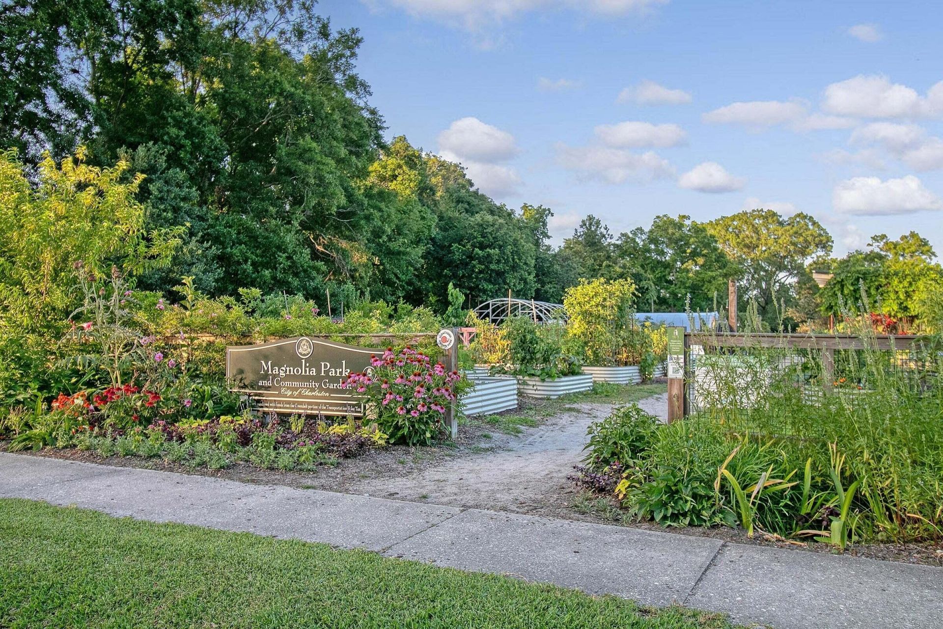 45 Sycamore Avenue Photo 44