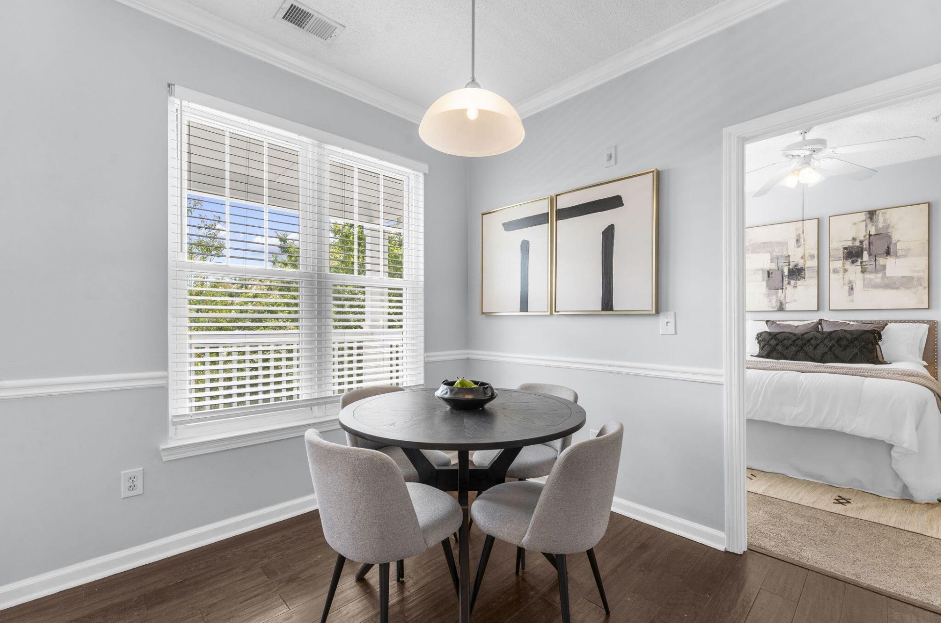 45 Sycamore Avenue Photo 8