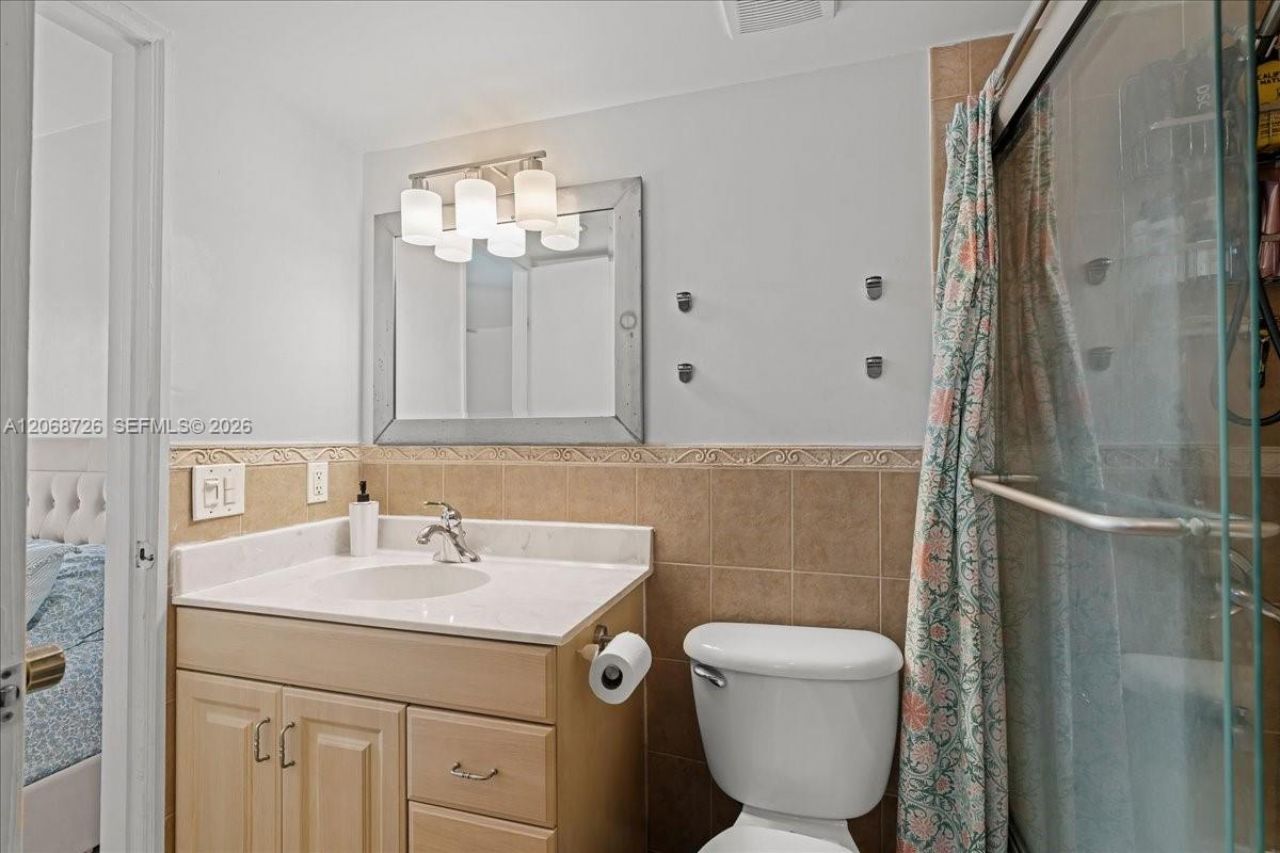 1914 SW 17th Ave , Unit 24, Miami, FL 33145 Photo