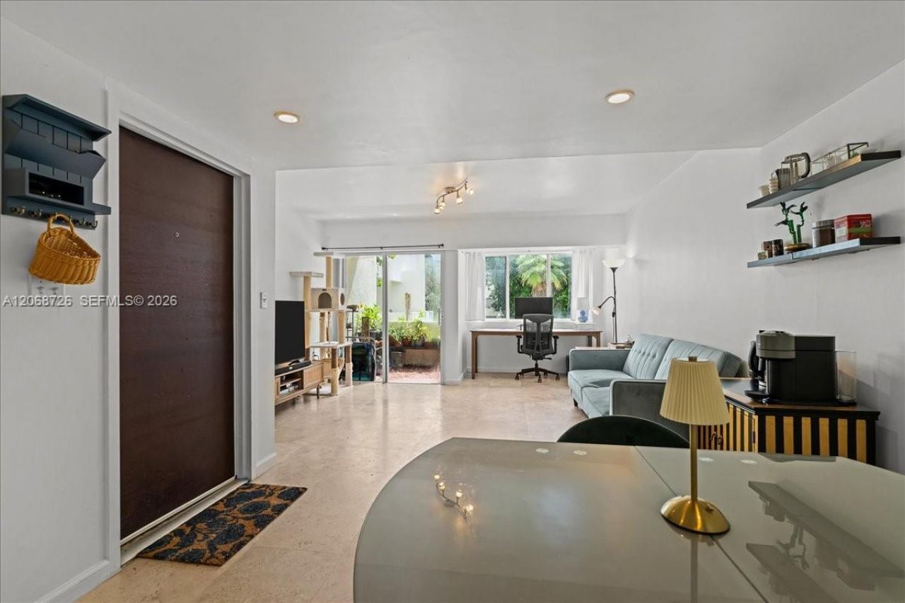 1914 SW 17th Ave , Unit 24, Miami, FL 33145 Photo