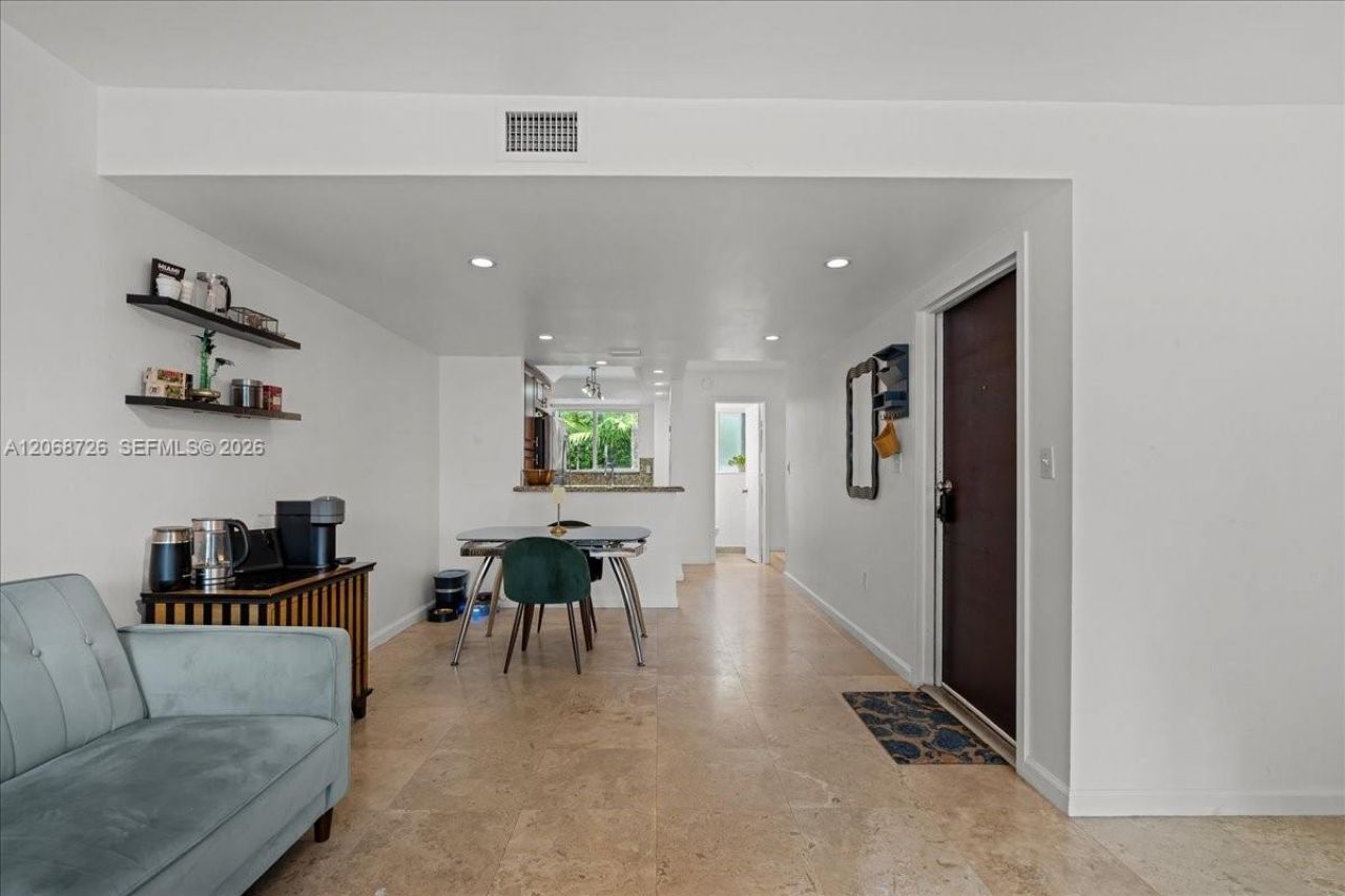 1914 SW 17th Ave , Unit 24, Miami, FL 33145 Photo