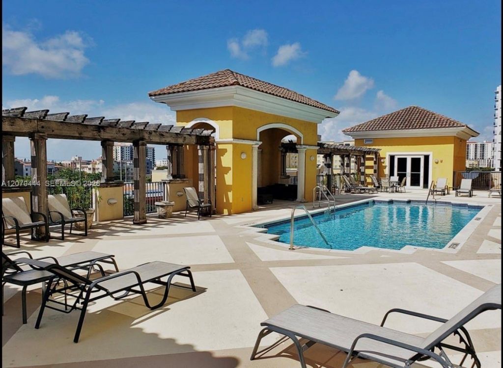 1627 SW 37th Ave, Unit 1106, Miami, FL 33145 Photo