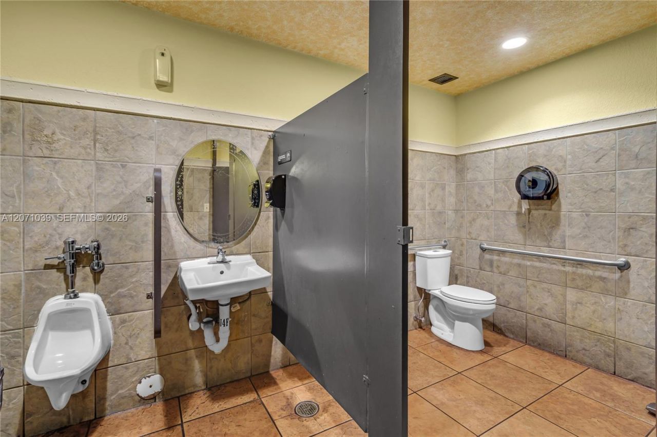 Witheld , Miami, FL 33126 Photo