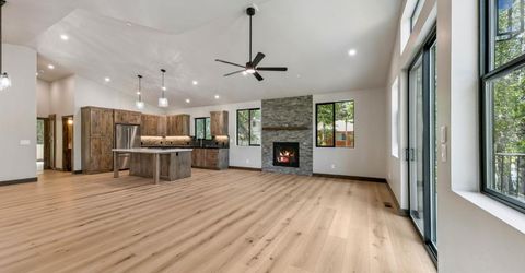 1234 E San Bernardino Avenue, South Lake Tahoe, CA 96150 Photo