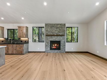 1234 E San Bernardino Avenue, South Lake Tahoe, CA 96150 Photo