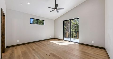1234 E San Bernardino Avenue, South Lake Tahoe, CA 96150 Photo