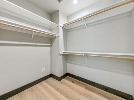 1234 E San Bernardino Avenue, South Lake Tahoe, CA 96150 Photo