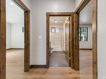 1234 E San Bernardino Avenue, South Lake Tahoe, CA 96150 Photo
