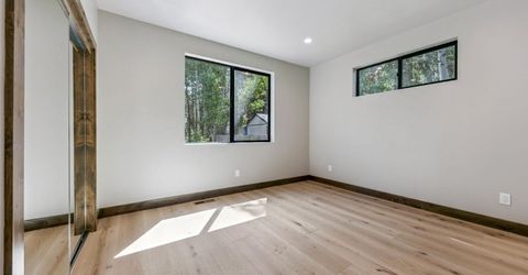 1234 E San Bernardino Avenue, South Lake Tahoe, CA 96150 Photo