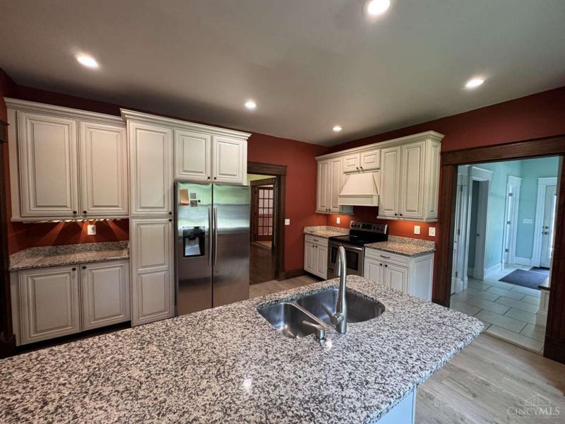 1078 Birney Lane, Anderson Township, OH 45230 Photo 2