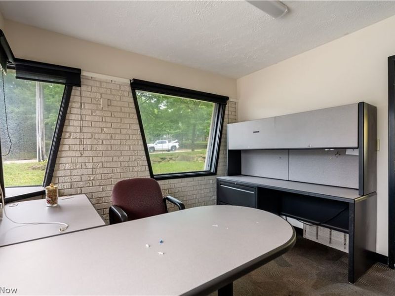 1235 E Tallmadge Avenue, Akron, OH 44310 Photo 15