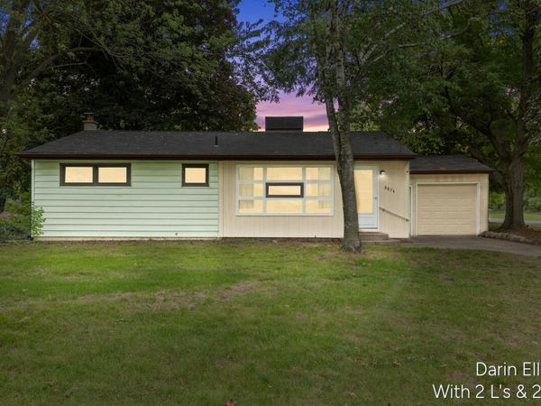8874 Eastern Avenue, Greenville, MI 48838