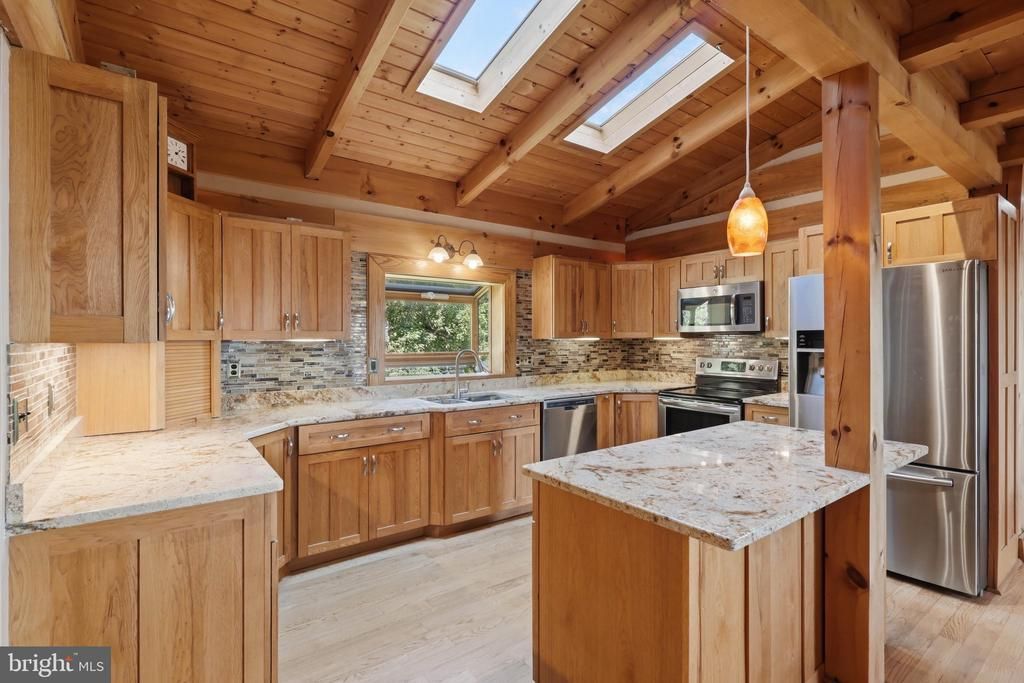 2512 SCRAVEL ROAD, MYERSVILLE, MD 21773