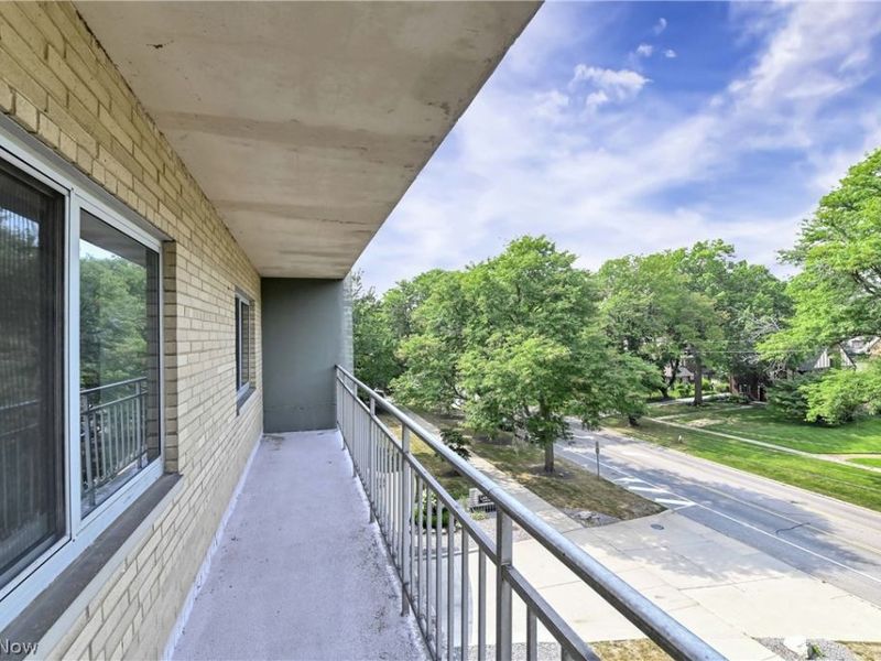 10301 Lake Avenue, Unit 427, Cleveland, OH 44102 Photo 11
