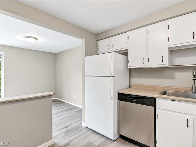 10301 Lake Avenue, Unit 427, Cleveland, OH 44102 Photo 18