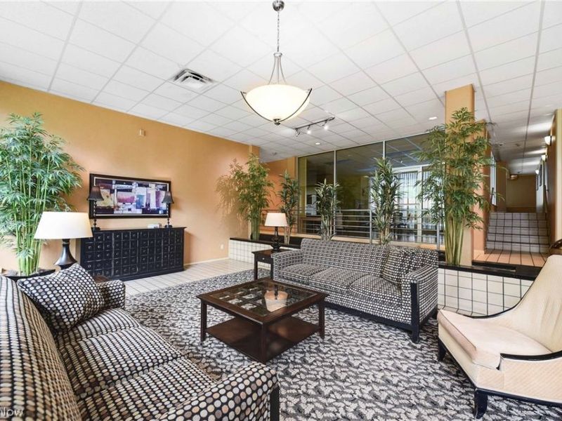 10301 Lake Avenue, Unit 427, Cleveland, OH 44102 Photo 30