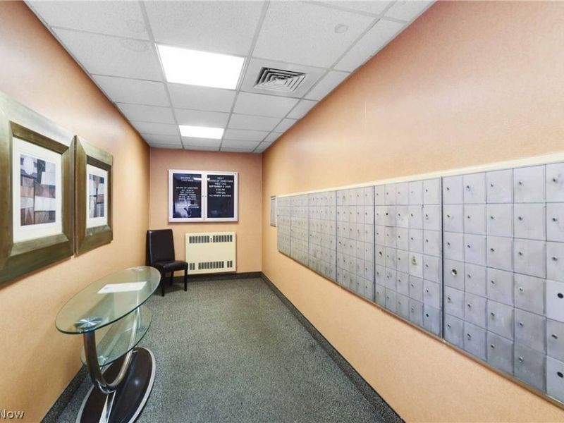10301 Lake Avenue, Unit 427, Cleveland, OH 44102 Photo 33