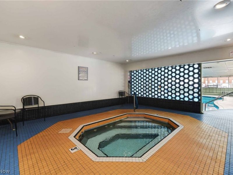 10301 Lake Avenue, Unit 427, Cleveland, OH 44102 Photo 38