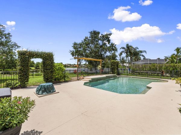 2182 SW Dove Canyon Way, Palm City, FL 34990