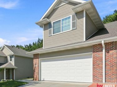 4215 N 18th Street, Lincoln, NE 68521
