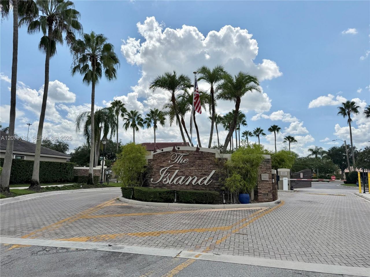 415 NW 165th Ave, Pembroke Pines, FL 33028 Photo