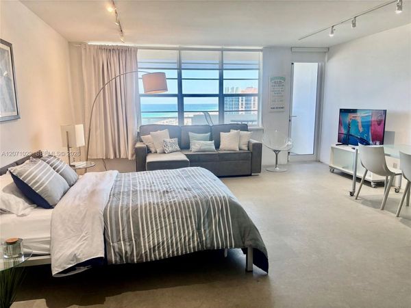 100 Lincoln Rd , Unit 1546, Miami Beach, FL 33139