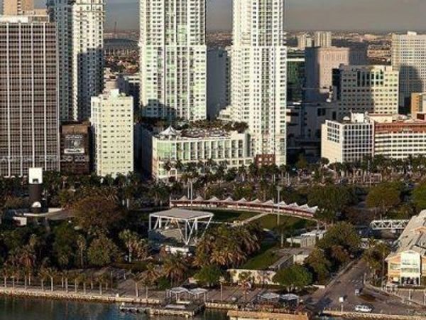 244 Biscayne Blvd, Unit 1707, Miami, FL 33132