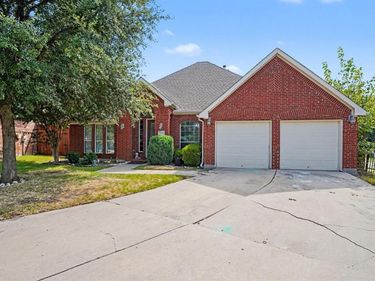 4064 Dunwoody Court, Fort Worth, TX 76244