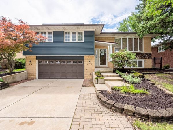 6524 Cedar Road, Oak Forest, IL 60452