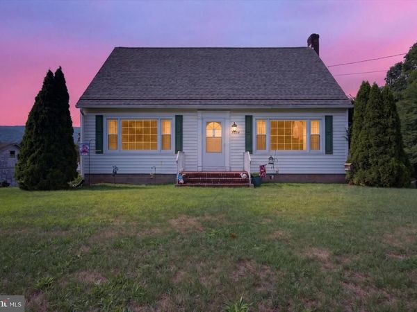 6036 STATE ROUTE 209 , LYKENS, PA 17048