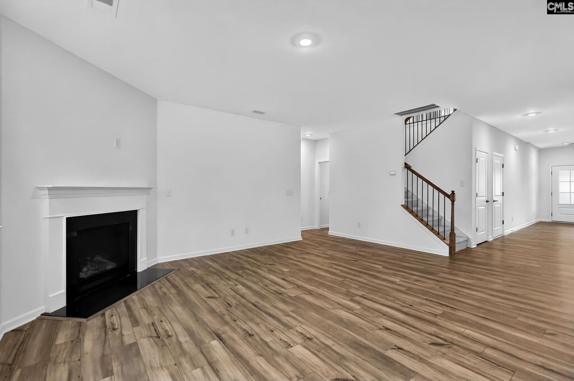 327 Hazelmount Road Photo 18