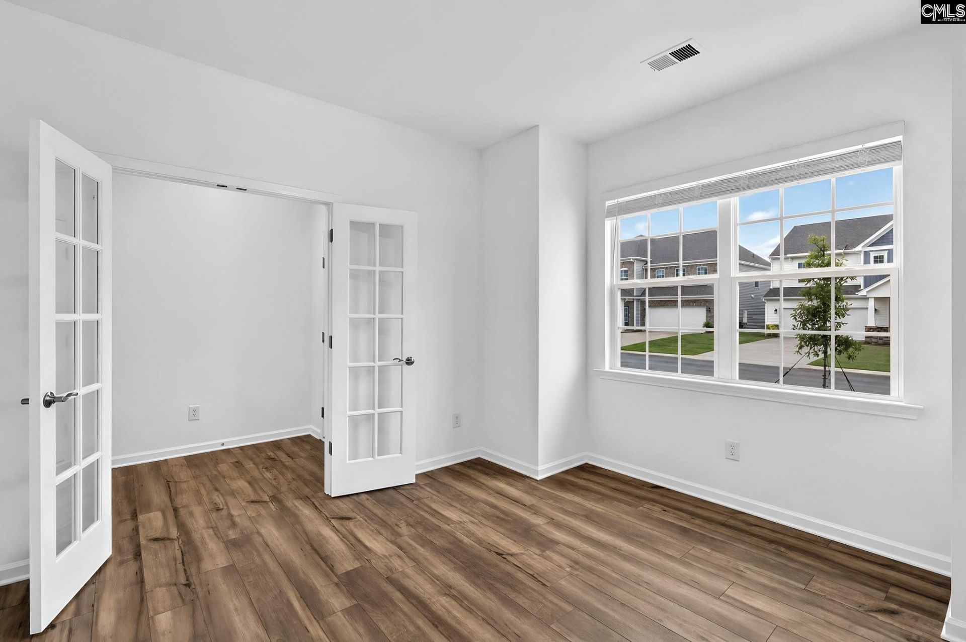 327 Hazelmount Road Photo 6